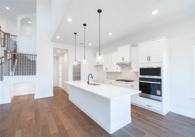 Photo 4 of Single family home for sale at 2225 Valencia Dr, Little Elm, TX 75068 | MLS# 21221058 | Listing updated on 2026-09-13