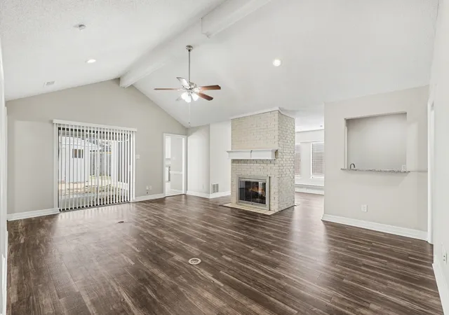 Photo 3 of Single family home for sale at 505 Springhill Dr, Hurst, TX 76054 | MLS# 21221506 | Listing updated on 2026-09-15