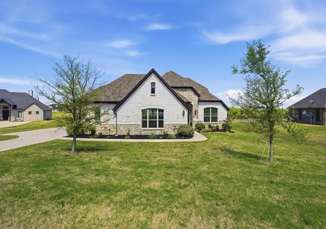 Photo 3 of Single family home for sale at 704 Cactus Creek Ct, Godley, TX 76044 | MLS# 21218915 | Listing updated on 2026-09-12