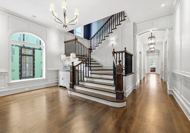 Photo 1 of Single family home for sale at 201 Park Ridge Blvd, Southlake, TX 76092 | MLS# 21125607 | Listing updated on 2026-10-07