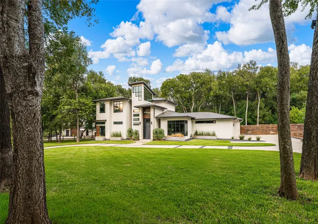 Photo 1 of Sale Pending at 3317 Edward Dr, Waco, TX 76708 | MLS# 21221566 | Listing updated on 2026-07-31