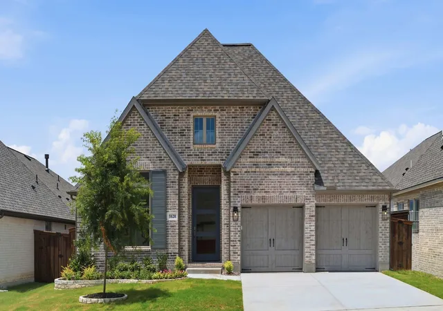 Photo 1 of Single family home for sale at 5820 Megs Creek Rd, Fort Worth, TX 76126 | MLS# 21221695 | Listing updated on 2026-08-03