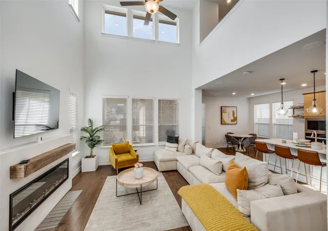 Photo 4 of Single family home for sale at 8507 Craig Mews, Rowlett, TX 75089 | MLS# 21221938 | Listing updated on 2026-10-01