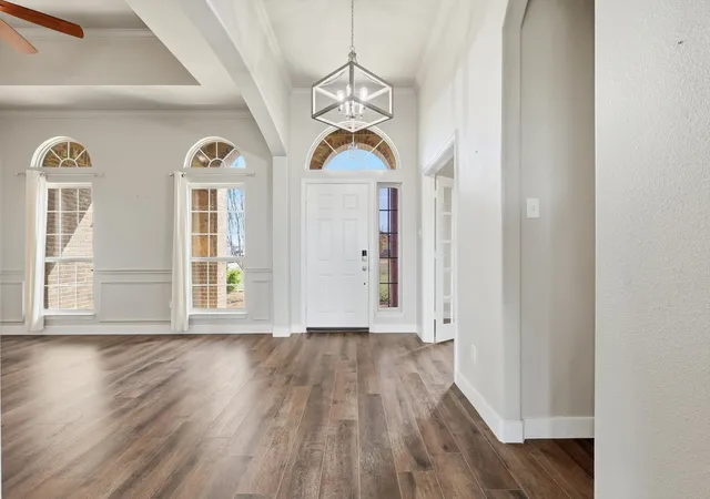 Photo 2 of Single family home for sale at 105 Devonshire Dr, Waxahachie, TX 75167 | MLS# 21220474 | Listing updated on 2026-10-02