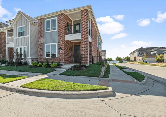 Photo 1 of Single family home for sale at 7216 Palisades Dr, Rowlett, TX 75088 | MLS# 21219734 | Listing updated on 2026-09-11