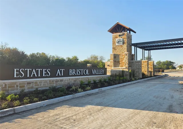 Photo 2 of Single family home for sale at 349 Bristol Valley Ct, Rockwall, TX 75032 | MLS# 21221979 | Listing updated on 2026-09-14