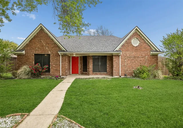 Photo 1 of Sale Pending at 2221 Brookside Dr, Rowlett, TX 75088 | MLS# 21222458 | Listing updated on 2026-09-08