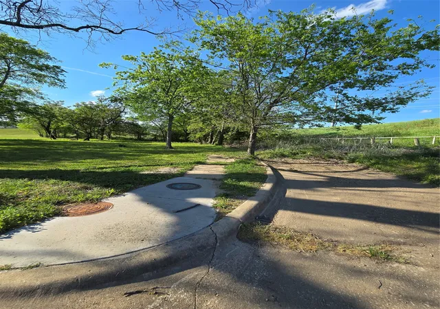 Land for sale at 823 Millard St, Dallas, TX 75203 | MLS# 21221507