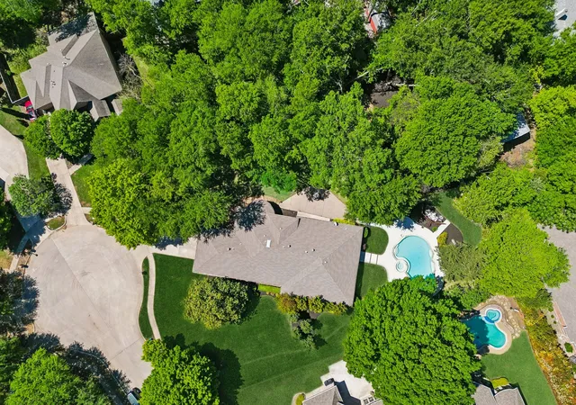 Photo 2 of Single family home for sale at 732 Creek Valley Ct, Allen, TX 75002 | MLS# 21223408 | Listing updated on 2026-09-11