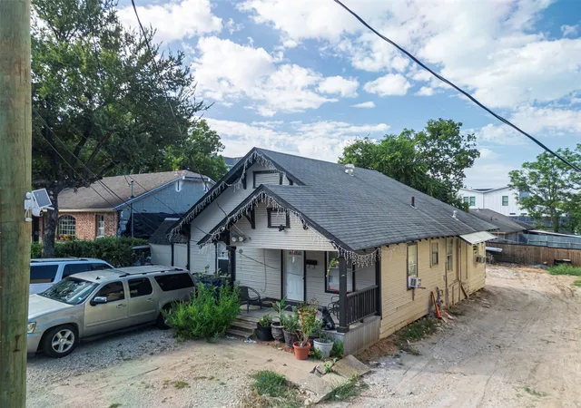 Photo 1 of Single family home for sale at 4707 Sylvester, Dallas, TX 75219 | MLS# 21222976 | Listing updated on 2026-08-31