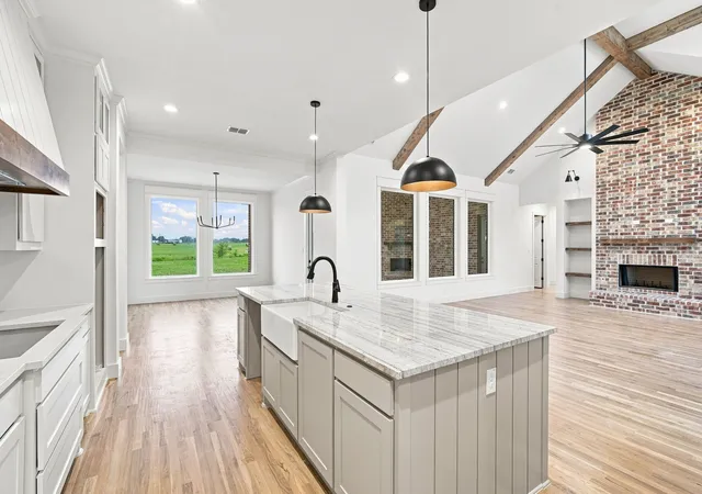 Photo 4 of Single family home for sale at 6231 Cedar Elm Rd, Midlothian, TX 76065 | MLS# 21220759 | Listing updated on 2026-10-06