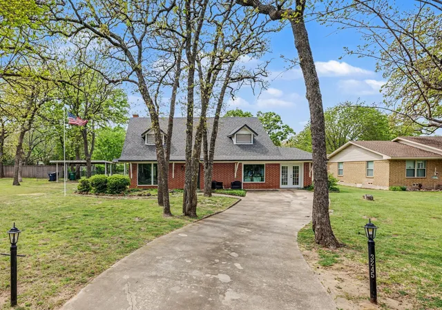 Photo 2 of Single family home for sale at 3245 Hartlee Field Rd, Denton, TX 76208 | MLS# 21224087 | Listing updated on 2026-09-08