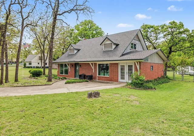 Photo 3 of Single family home for sale at 3245 Hartlee Field Rd, Denton, TX 76208 | MLS# 21224087 | Listing updated on 2026-09-08