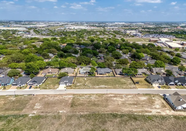 Photo 2 of Land for sale at 1500 Tranquility Trl, Woodway, TX 76712 | MLS# 21221144 | Listing updated on 2026-07-29
