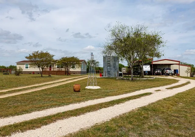 Manufactured home for sale at 4880 Whitehead Rd, Midlothian, TX 76065 | MLS# 21225449