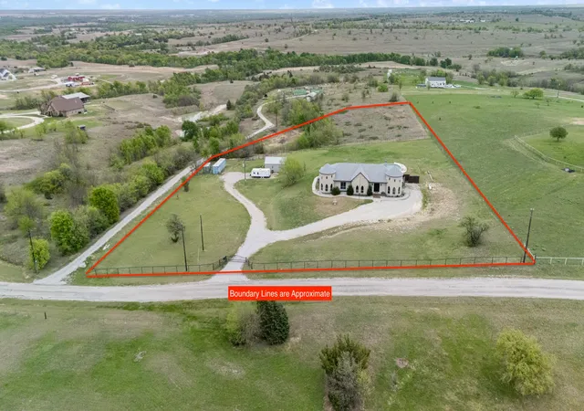Photo 2 of Sale Pending at 1395 Private Road 4011, Decatur, TX 76234 | MLS# 21222732 | Listing updated on 2026-09-10