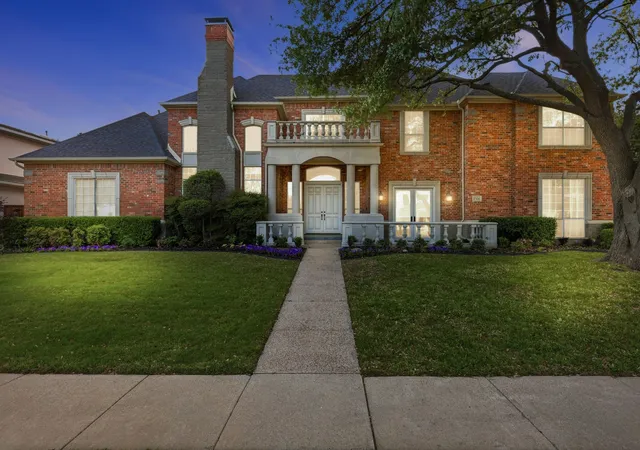 Photo 2 of Sale Pending at 17431 Woods Edge Dr, Dallas, TX 75287 | MLS# 21224199 | Listing updated on 2026-09-20