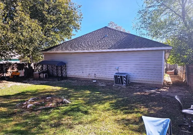 Photo 2 of Single family home for sale at 307 Church Ave, Waco, TX 76706 | MLS# 21226363 | Listing updated on 2026-09-17
