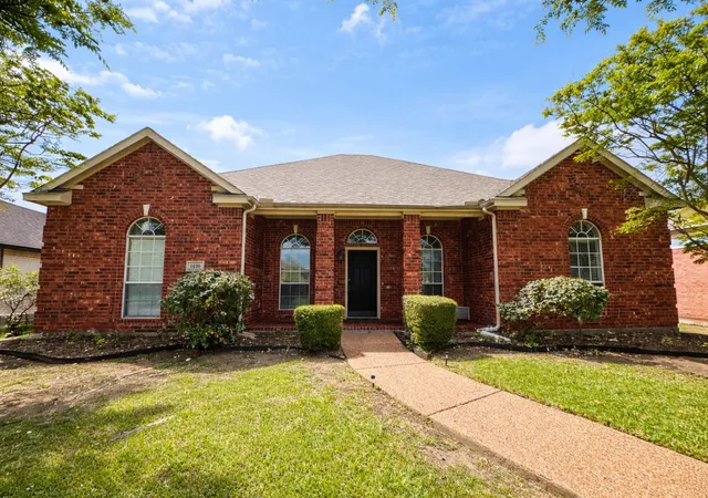 Photo 1 of Single family home for sale at 1430 Berkley Rd, Allen, TX 75002 | MLS# 21196306 | Listing updated on 2026-09-11