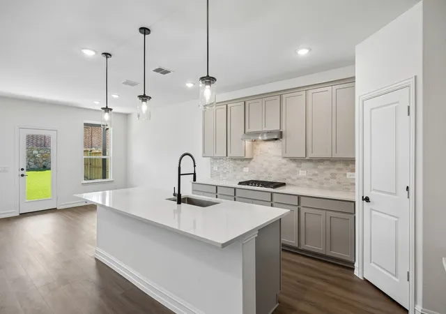 Photo 4 of Sale Pending at 4813 Ripley Ave, Celina, TX 75009 | MLS# 21226795 | Listing updated on 2026-09-11