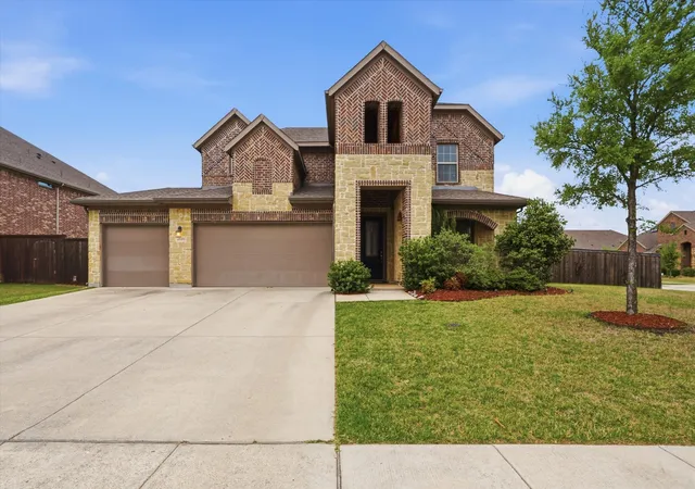 Photo 1 of Single family home for sale at 4509 Lone Elm St, Sachse, TX 75048 | MLS# 21226869 | Listing updated on 2026-09-14