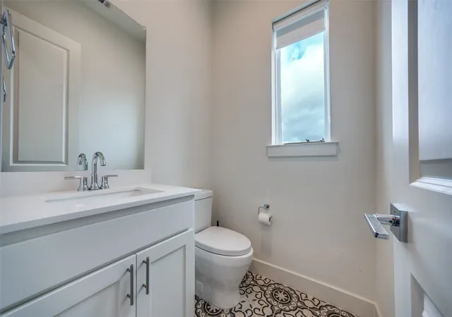 Photo 3 of Townhouse for sale at 5515 Bryan Pkwy #104, Dallas, TX 75206 | MLS# 21226898 | Listing updated on 2026-09-08