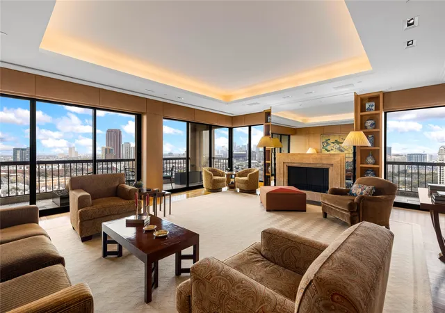 Photo 1 of Sale Pending at 3831 Turtle Creek Blvd #PH 23B, Dallas, TX 75219 | MLS# 21226032 | Listing updated on 2026-07-30
