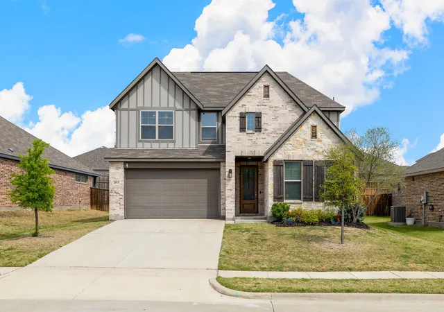 Photo 1 of Single family home for sale at 2015 Pacific Ave, Anna, TX 75409 | MLS# 21225129 | Listing updated on 2026-07-30