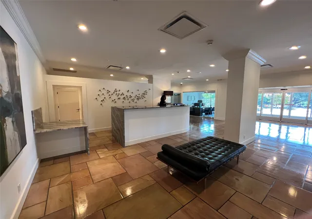 Photo 3 of Condo for sale at 3883 Turtle Creek Blvd #2010, Dallas, TX 75219 | MLS# 21227837 | Listing updated on 2026-09-11