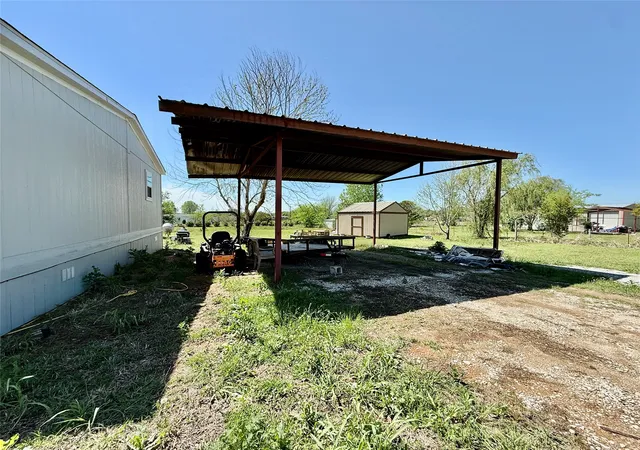 Photo 3 of Sale Pending at 525 Private Road 4906, Haslet, TX 76052 | MLS# 21227861 | Listing updated on 2026-09-22