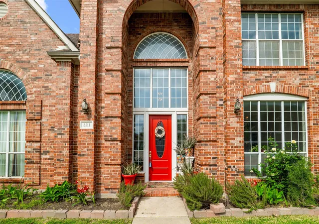 Photo 3 of Single family home for sale at 3511 Paladium Dr, Grand Prairie, TX 75052 | MLS# 21224527 | Listing updated on 2026-08-01