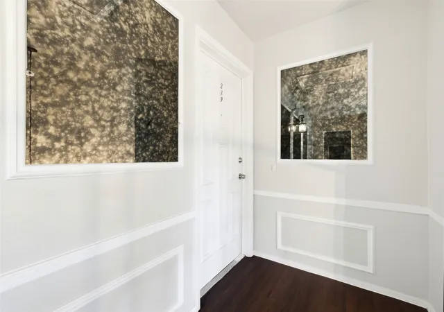 Listing Photo 4 - Condo for sale in building located at 10556 High Hollows Dr, Dallas, TX 75230 - Unit #239