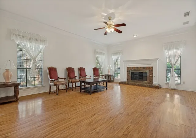 Photo 4 of Single family home for sale at 2700 Nighthawk Dr, Plano, TX 75025 | MLS# 21227078 | Listing updated on 2026-09-12