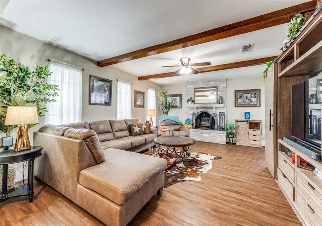 Photo 3 of Single family home for sale at 2705 N Woods St, Sherman, TX 75092 | MLS# 21226669 | Listing updated on 2026-09-22