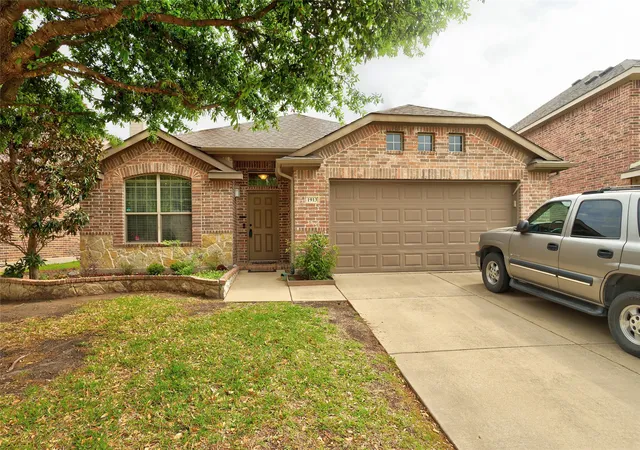 Photo 2 of Single family home for sale at 1913 Hidden Fairway Dr, Wylie, TX 75098 | MLS# 21228536 | Listing updated on 2026-08-01