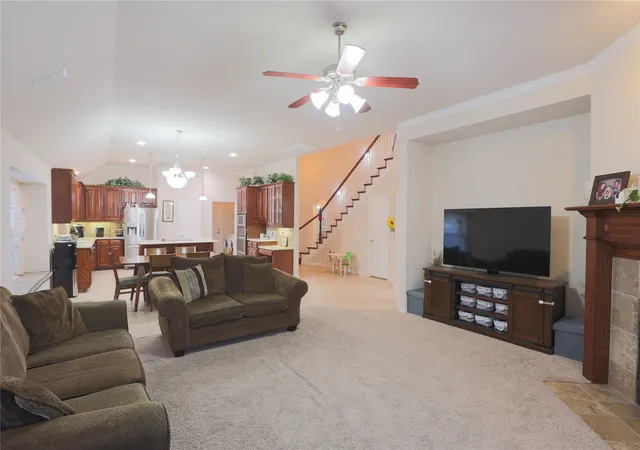 Photo 4 of Single family home for sale at 209 Park Meadows Dr, Euless, TX 76039 | MLS# 21228706 | Listing updated on 2026-08-02