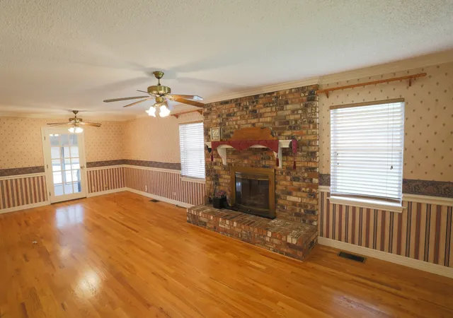 Photo 2 of Single family home for sale at 303 David Davis Dr, Mc Gregor, TX 76657 | MLS# 21221976 | Listing updated on 2026-07-30