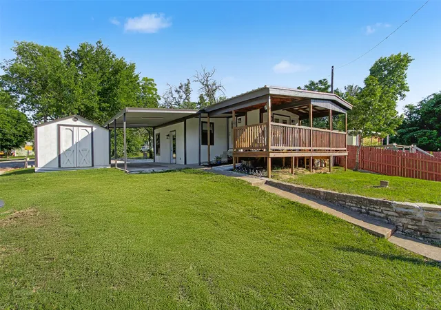 Photo 1 of Manufactured home for sale at 3819 Horseshoe Trl, Granbury, TX 76048 | MLS# 21229399 | Listing updated on 2026-09-30