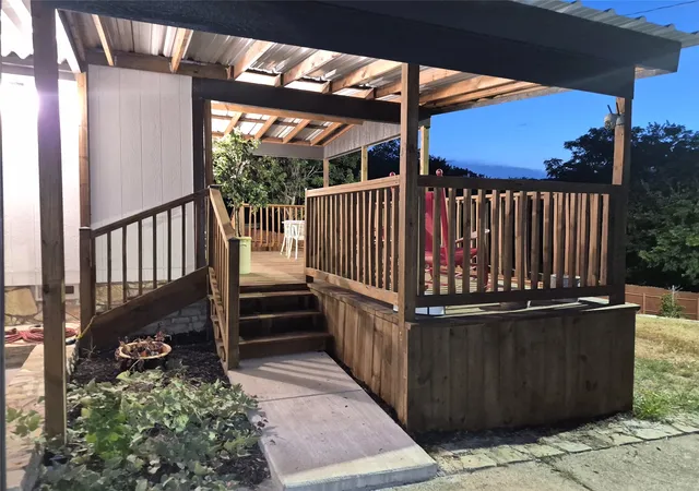 Photo 4 of Manufactured home for sale at 3819 Horseshoe Trl, Granbury, TX 76048 | MLS# 21229399 | Listing updated on 2026-09-30
