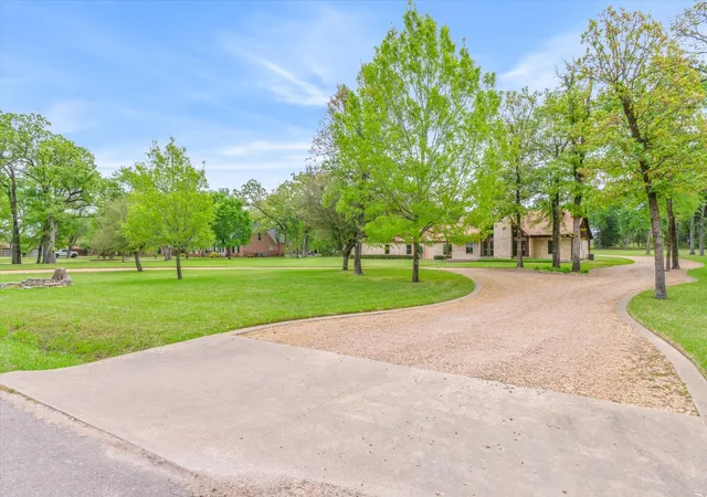 Photo 3 of Single family home for sale at 167 Vz County Road 4202, Canton, TX 75103 | MLS# 21223940 | Listing updated on 2026-07-31