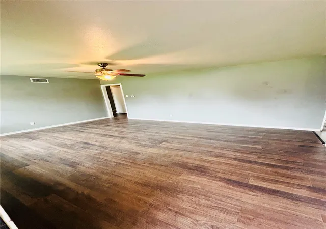 Photo 2 of Single family home for sale at 4247 Summitt Rdg, Dallas, TX 75216 | MLS# 21230332 | Listing updated on 2026-07-30