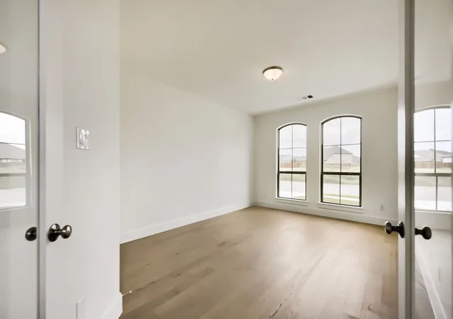 Photo 4 of Single family home for sale at 11465 Wulstone Dr, Haslet, TX 76052 | MLS# 21230335 | Listing updated on 2026-09-08