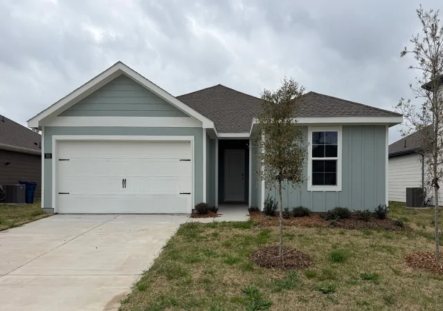 Photo 1 of Single family home for sale at 503 English Oak Dr, Nevada, TX 75173 | MLS# 21230337 | Listing updated on 2026-10-02