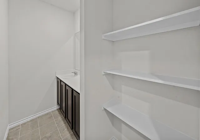 Photo 3 of Single family home for sale at 503 English Oak Dr, Nevada, TX 75173 | MLS# 21230337 | Listing updated on 2026-10-02