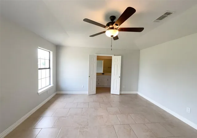 Photo 3 of Sale Pending at 602 Torero Dr, Little Elm, TX 75068 | MLS# 21230519 | Listing updated on 2026-10-01