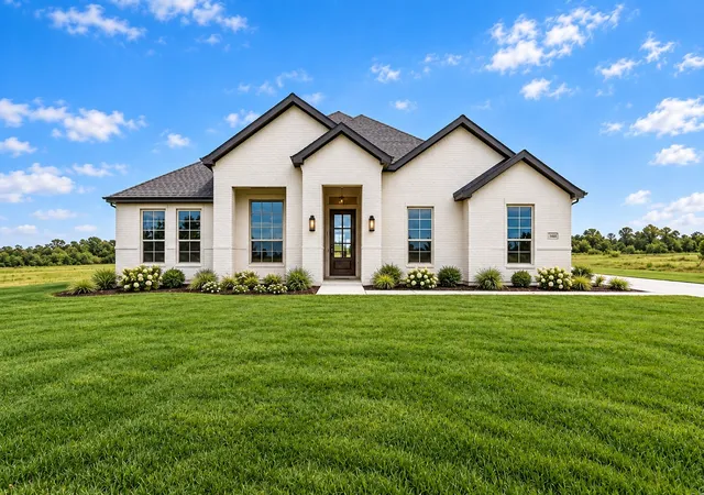 Photo 1 of Sale Pending at 504 Clifton Ct, Springtown, TX 76082 | MLS# 21230896 | Listing updated on 2026-09-09
