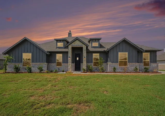 Photo 1 of Single family home for sale at 7421 Stonehenge, Sanger, TX 76266 | MLS# 21232912 | Listing updated on 2026-09-09