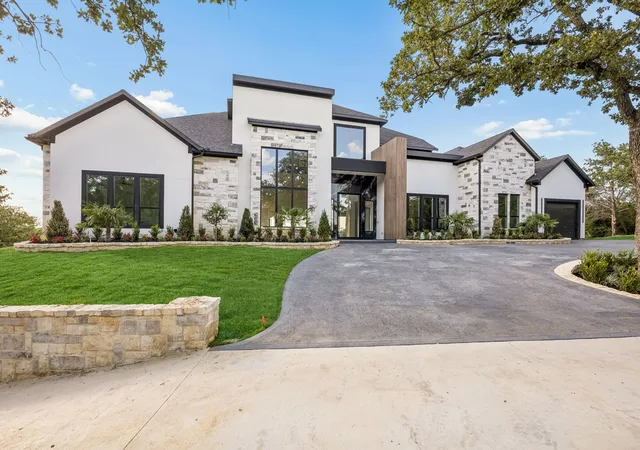Photo 2 of Mansion for sale at 2800 N Kimball Ave, Southlake, TX 76092 | MLS# 21232694 | Listing updated on 2026-09-11