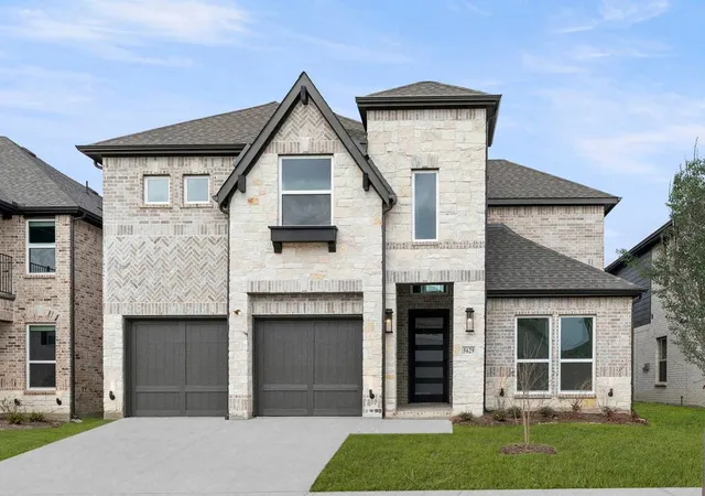 Single family home for sale at 5629 Burford Ln, Aubrey, TX 76227 | MLS# 21233223