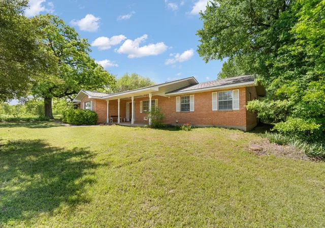 Photo 2 of Land for sale at 6265 County Road 305, Grandview, TX 76050 | MLS# 21233327 | Listing updated on 2026-07-29